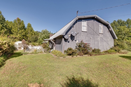 Country Home with Investment Property for Sale in Tennessee - image 28