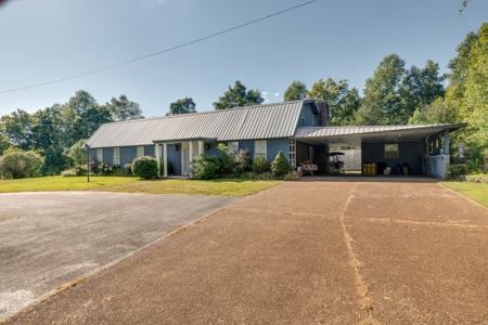 Country Home with Investment Property for Sale in Tennessee - image 3