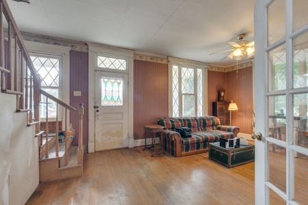 Historic Home in Town for Sale in Mount Pleasant, Tennessee - image 7