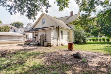 Historic Home in Town for Sale in Mount Pleasant, Tennessee - image 24