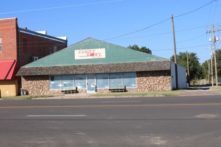 Commercial Building For Sale in Coldwater, Ks - image 37