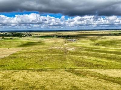 Land for sale in Bertram Texas, County rd 211 - image 12