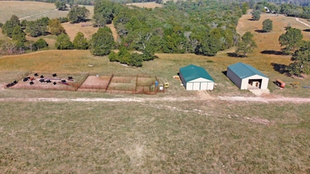 Large Ranch & Farm with Live Water &  Home for Sale in S MO. - image 32