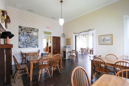 Historic Home Converted to Commercial Restaurant/Cafe in FL - image 25