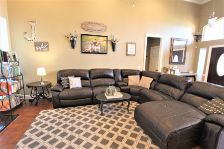 Home In Town For Sale Reno Texas Lamar County - image 5