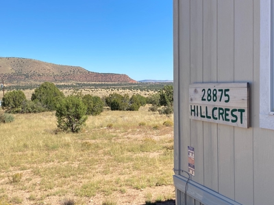 Newer Country Home on Grid in Northern AZ - image 19