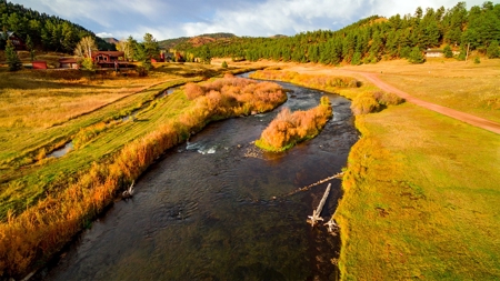 Cozy Fishing & Hunting Cabin in Sportsmen's Paradise - image 22