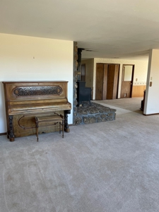 Beautiful 2439 sq.ft 3bed/2bath home with 58.3 +/- acres. - image 21