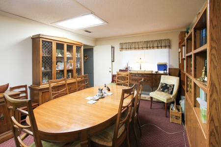 Professional Office Building For Sale in Jasper, FL - image 28