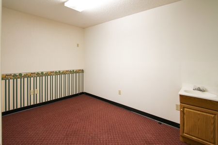 Professional Office Building For Sale in Jasper, FL - image 10