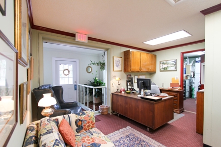 Professional Office Building For Sale in Jasper, FL - image 22