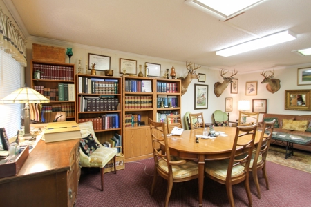 Professional Office Building For Sale in Jasper, FL - image 27