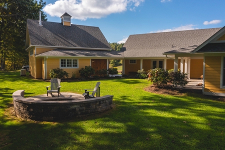 Stunning Custom Built Home for Sale in Copper Hill VA! - image 5