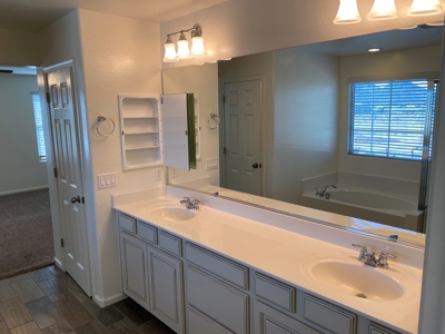 Peoria, Arizona Home for Sale with Pool! - image 8