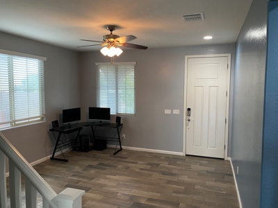 Peoria, Arizona Home for Sale with Pool! - image 4