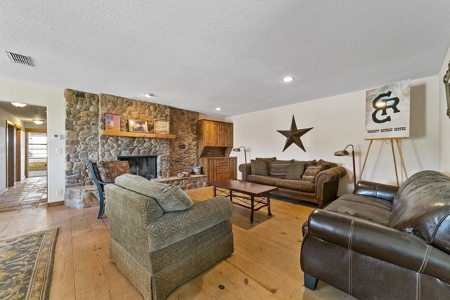 Ranch For Sale Horse Facility Hunting Land Bowie Texas - image 38