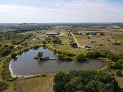 Ranch For Sale Horse Facility Hunting Land Bowie Texas - image 1