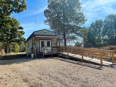 REDUCED Country home & acreage for sale Ash Flat, AR - image 25