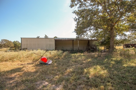 Barndominium on Acreage For Sale in Texas - image 42