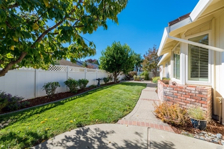 Single Story Dixon, California Homes For Sale - image 31