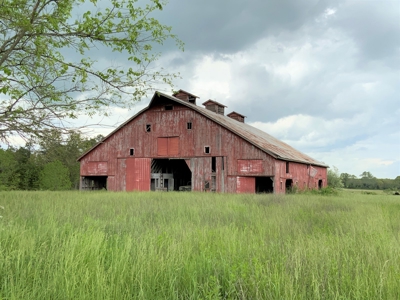 Historic Home - Beautiful Farm - Great Location in Missouri - image 2