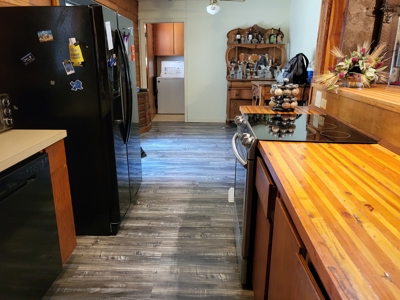 Country Log Cabin Property For Sale Clarksville Texas - image 8