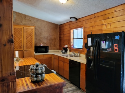 Country Log Cabin Property For Sale Clarksville Texas - image 7