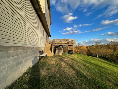 Beallsville OH Bi-Level home on 12+ Acres For Sale - image 37