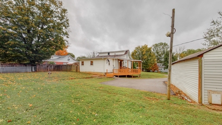 Home in Town with Apartment for Sale in Columbia, Tennessee - image 32