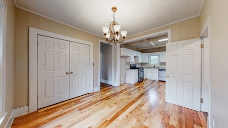Home in Town with Apartment for Sale in Columbia, Tennessee - image 8