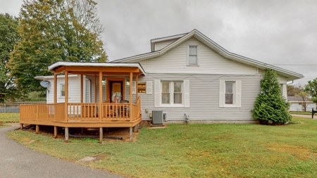 Home in Town with Apartment for Sale in Columbia, Tennessee - image 31