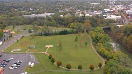 Home in Town with Apartment for Sale in Columbia, Tennessee - image 48