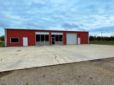 Commercial building for sale Ash Flat, AR - image 1