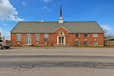 Large Building on Main Intersection For Sale in Paul, ID - image 26