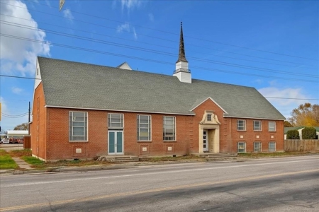 Large Building on Main Intersection For Sale in Paul, ID - image 25
