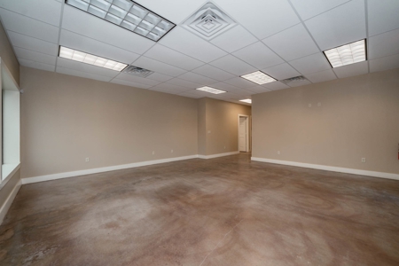 Commercial Building For Sale Gregg County, Texas - image 6