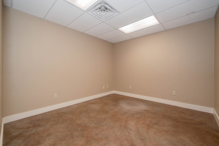Commercial Building For Sale Gregg County, Texas - image 7
