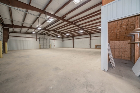 Commercial Building For Sale Gregg County, Texas - image 17