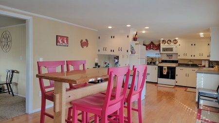 Charming Home In Suwannee Florida! - image 15