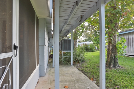 Charming Home In Suwannee Florida! - image 36