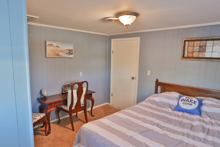Charming Home In Suwannee Florida! - image 27