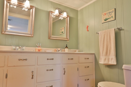 Charming Home In Suwannee Florida! - image 23