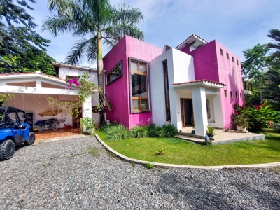 Modern Luxury Home with Rental Casita on Isla Colon - image 33