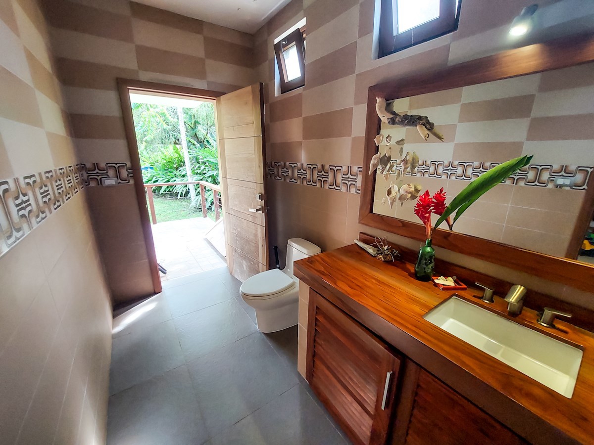 Luxury Home with Casita & Pool — Big Creek, Isla Colón - 18
