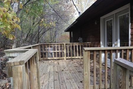 Getaway Cabin in the Ozark Mountains - image 13