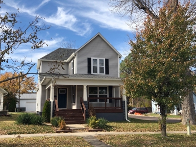 For Sale Two Story Home on Corner Lot Chillicothe, MO - image 1