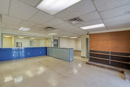 Commercial Property For Sale - image 6