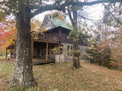 Boxley Valley Home/Acreage Bordering Buffalo River For Sale - image 4