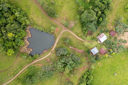Costa Rica Riverfront Mountain Ranch and Farm Property - image 3