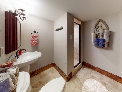 Country Home Property On Lake Fork For Sale Yantis Texas - image 21
